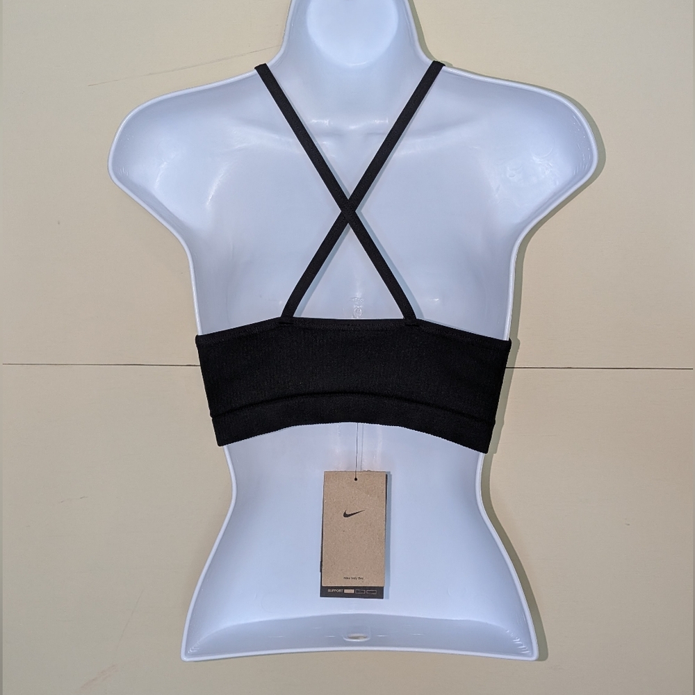 NWT Nike Black Sports Bra Ribbed Material Cross Back - Picture 4 of 11